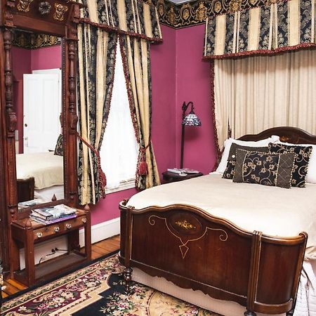 Faunbrook Bed & Breakfast (Adults Only) West Chester Buitenkant foto